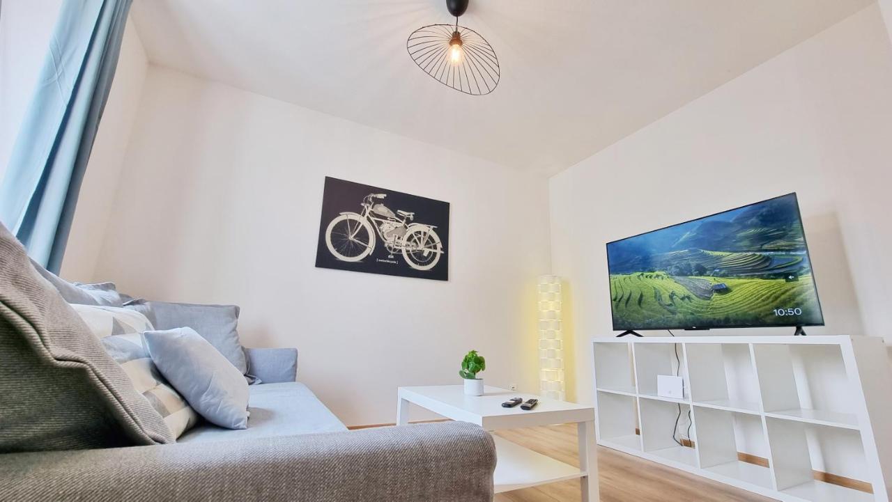 Chez Jm - Calme - Chic - Fibre - Relax Bnb Mylhúzy Exteriér fotografie